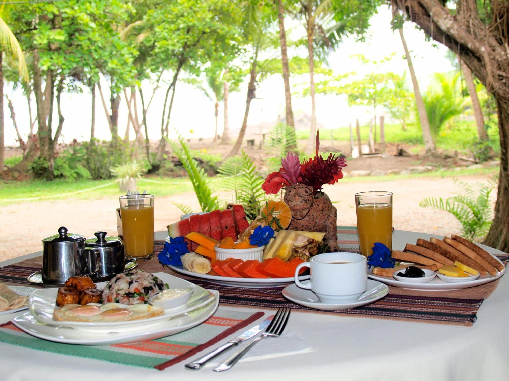 Hotel Roca Verde Beachfront Puntarenas Kültér fotó