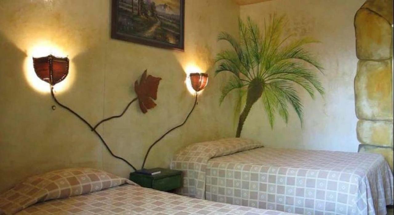 Hotel Roca Verde Beachfront Puntarenas Kültér fotó